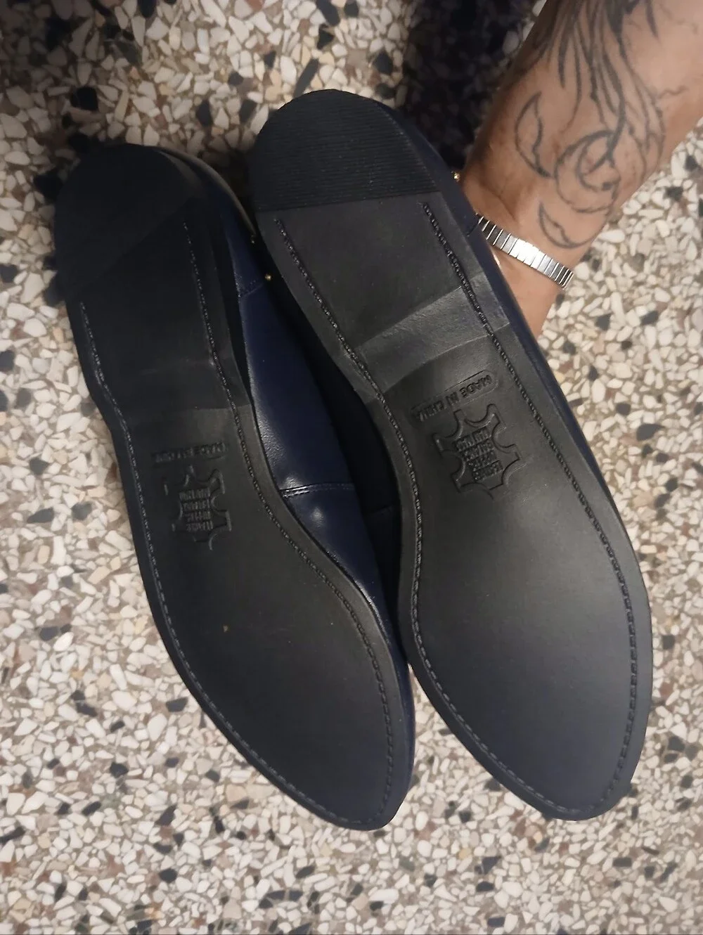 NIB Vintage G Wiz Navy Blue Studed Leather Loafers Flats 90's  Size 9
